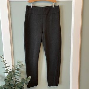 New! Express Curvy High-Waisted Knit Ankle Pant